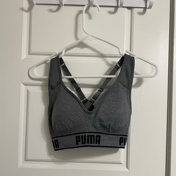 ⭐️3 for $20 PUMA Women's Seamless Sports Bra - Picture 6 of 12